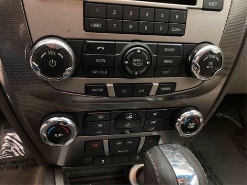Used 2010 Ford Fusion SEL image 30