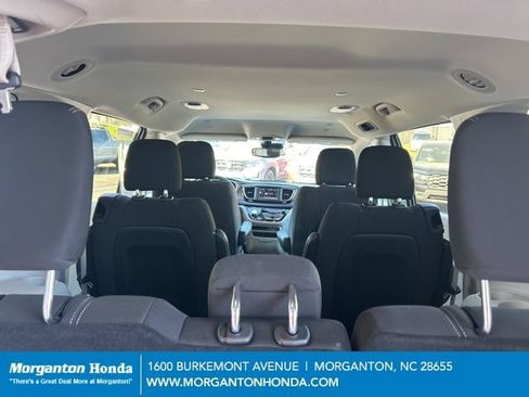 Used 2023 Chrysler Voyager LX FWD image 31