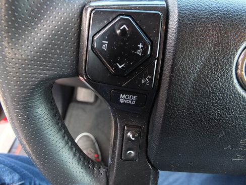 Used 2022 Toyota 4Runner TRD Off-Road image 20