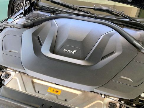 Used 2023 BMW i4 eDrive40 w/ Parking Assistance Package image 30