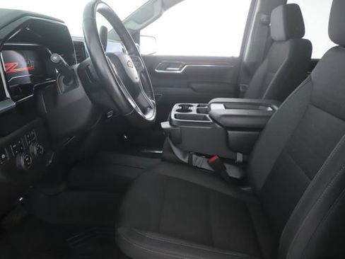 Used 2024 Chevrolet Silverado 1500 LT AWD/4WD image 16