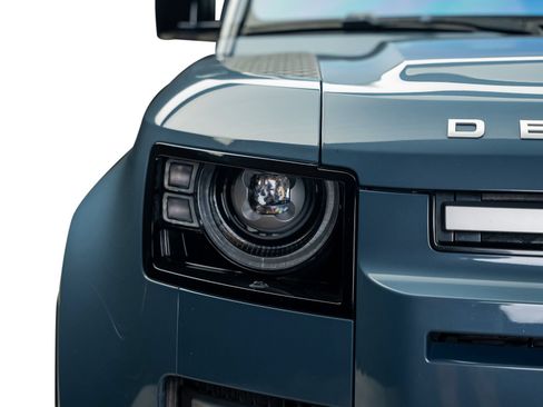 Used 2020 Land Rover Defender 110 HSE AWD/4WD image 3