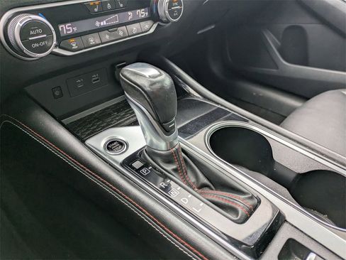 Used 2023 Nissan Altima 2.0 SR image 12