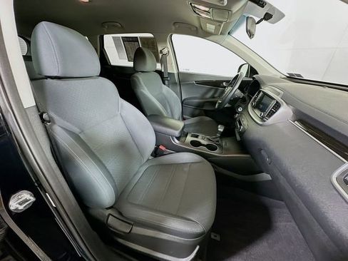 Used 2020 Kia Sorento LX w/ LX I4 Convenience Package AWD/4WD image 28