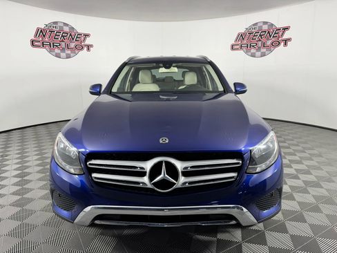 Used 2018 Mercedes-Benz GLC 300 image 2