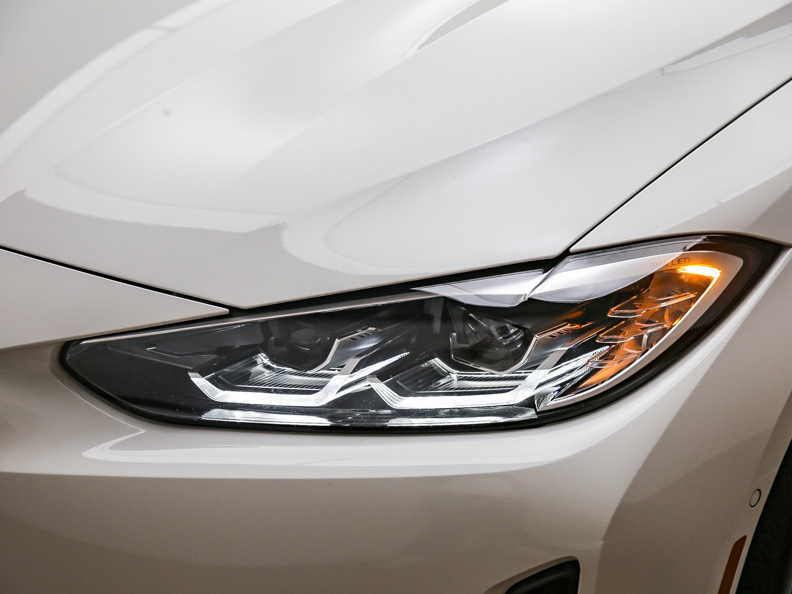 Used 2024 BMW i4 eDrive35 w/ Premium Package RWD image 8