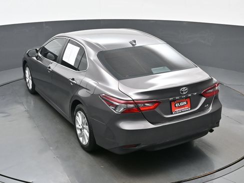 Used 2022 Toyota Camry LE FWD image 36