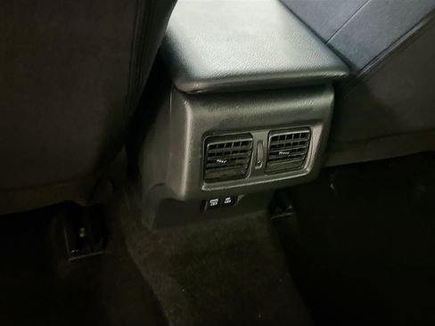 Used 2025 Toyota Camry LE FWD image 28