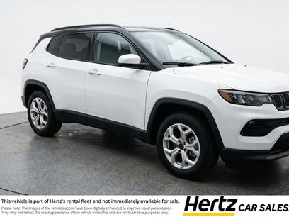 Used 2025 Jeep Compass Latitude