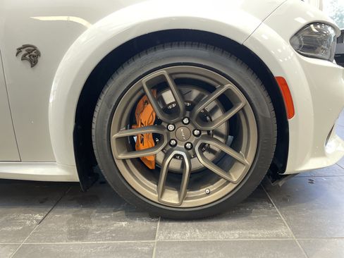 Used 2022 Dodge Charger SRT Hellcat RWD image 13
