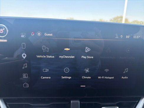 Used 2026 Chevrolet Equinox LT w/ Convenience Package II FWD image 8