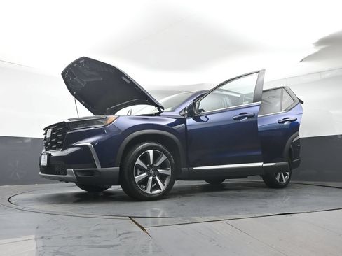 Certified 2024 Honda Pilot Touring image 48