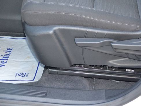 Used 2026 Chevrolet Equinox LT FWD image 22