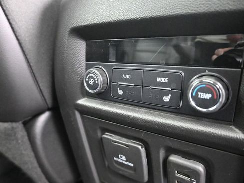 Used 2022 Chevrolet Traverse Premier image 10