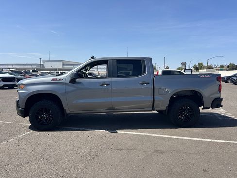 Used 2022 Chevrolet Silverado 1500 Custom Trail Boss AWD/4WD image 2