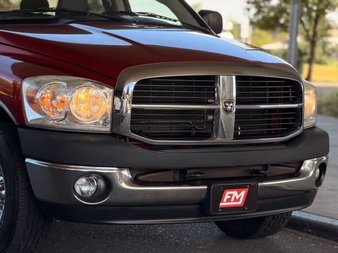 Used 2008 Dodge Ram 1500 Truck ST AWD/4WD image 11