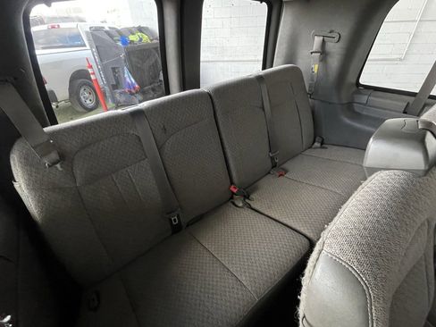 Used 2016 Chevrolet Express 3500 LT w/ LT Preferred Equipment Group image 18