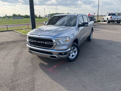 Used 2021 RAM 1500 Big Horn AWD/4WD image 3