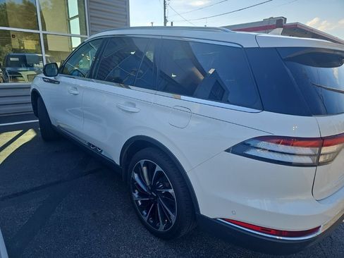 Used 2020 Lincoln Aviator Reserve w/ Equipment Group 201A AWD/4WD image 7