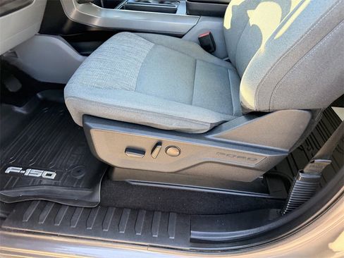 Used 2022 Ford F150 XLT w/ Equipment Group 302A High image 12