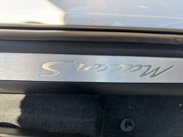 Certified 2026 Porsche Macan S AWD/4WD image 24