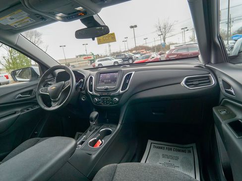 Used 2023 Chevrolet Equinox LT FWD image 15