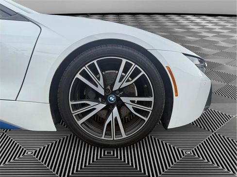 Used 2016 BMW i8 image 14