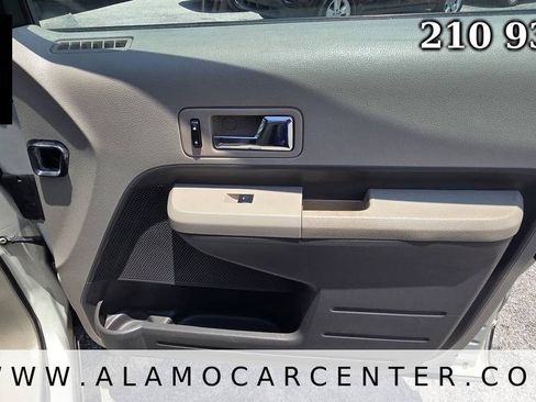 Used 2007 Ford Edge SEL FWD image 18