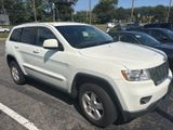 Used 2012 Jeep Grand Cherokee Laredo w/ Laredo E Group image 2