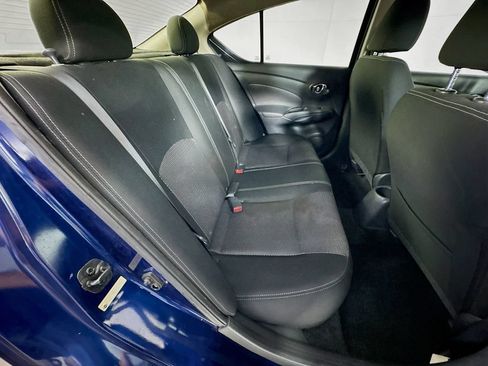 Used 2018 Nissan Versa SV FWD image 29