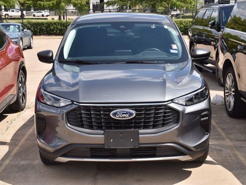 Certified 2023 Ford Escape Active FWD image 3