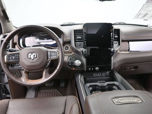 Used 2025 RAM 1500 Limited AWD/4WD image 25