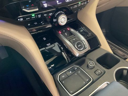 Certified 2024 Acura MDX SH-AWD w/ Advance Package image 19
