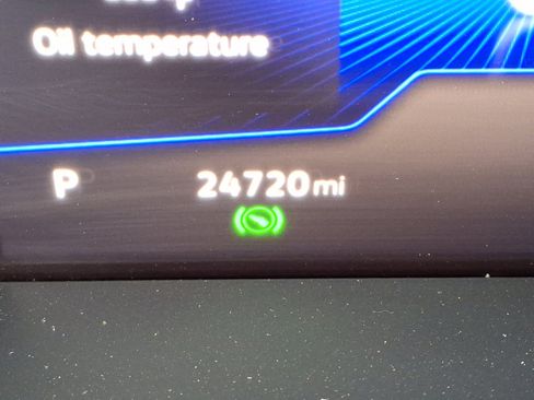 Certified 2022 Volkswagen Taos S image 21