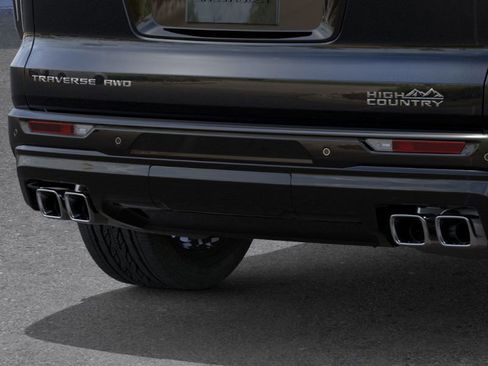 New 2026 Chevrolet Traverse High Country w/ LPO, Floor Liner Package image 16