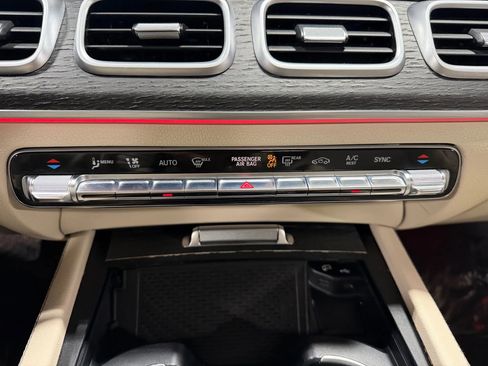 Used 2020 Mercedes-Benz GLS 450 GLS 450 4MATIC Sport Utility 4 image 21