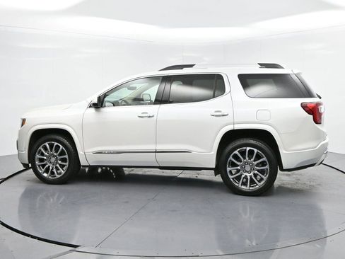 Used 2023 GMC Acadia Denali w/ Denali Ultimate Package FWD image 4