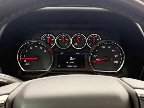 Used 2021 Chevrolet Suburban Z71 AWD/4WD image 18
