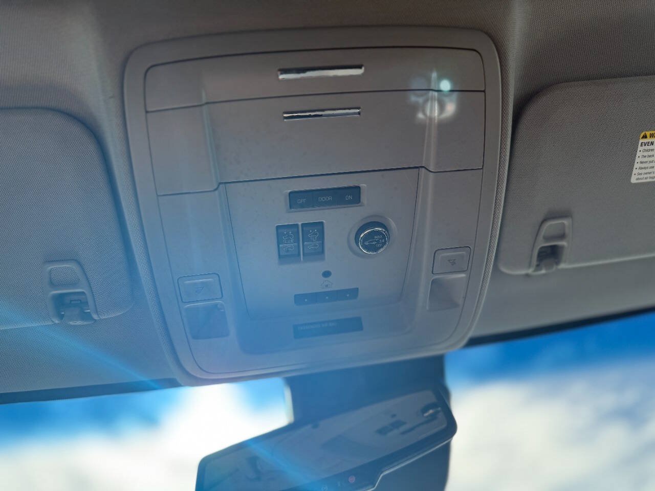 Used 2019 Chevrolet Suburban LT AWD/4WD image 32