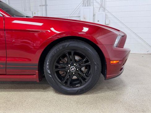 Used 2014 Ford Mustang Premium w/ Comfort Package RWD image 25