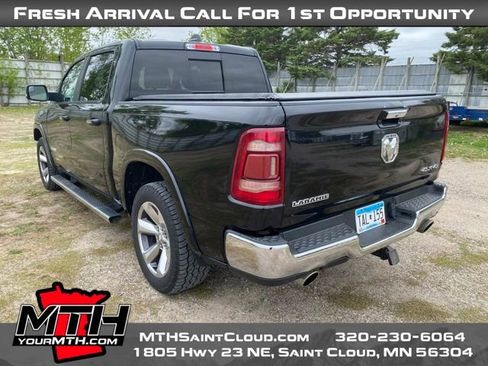 Used 2019 RAM 1500 Laramie AWD/4WD image 6