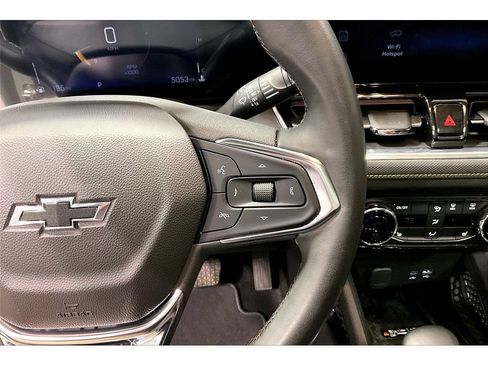 Used 2025 Chevrolet TrailBlazer ACTIV w/ Convenience Package FWD image 11
