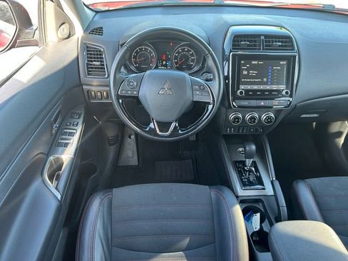 Used 2024 Mitsubishi Outlander Sport SE image 29