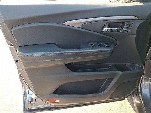 Used 2021 Honda Pilot EX-L image 11