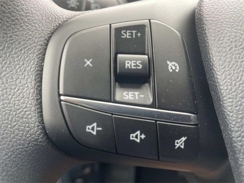 New 2025 Ford Maverick XL image 12