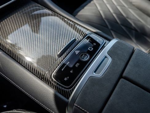 Used 2022 Mercedes-Benz EQS AMG 4MATIC w/ Pinnacle Trim Package image 14