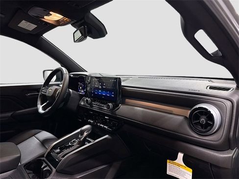 New 2024 Chevrolet Colorado LT w/ LT Convenience Package III image 32