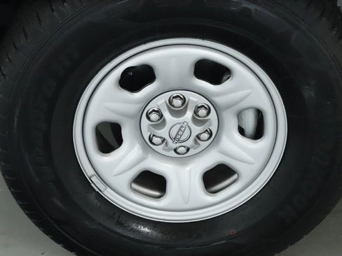 Used 2024 Nissan Frontier S w/ S Utility Package image 36