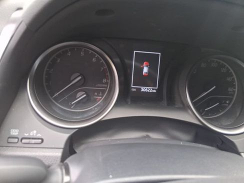 Used 2023 Toyota Camry SE FWD image 14