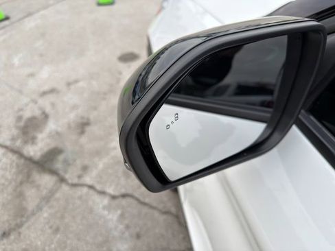 Used 2022 Ford Explorer Limited w/ Hybrid Equipment Group 310A image 13